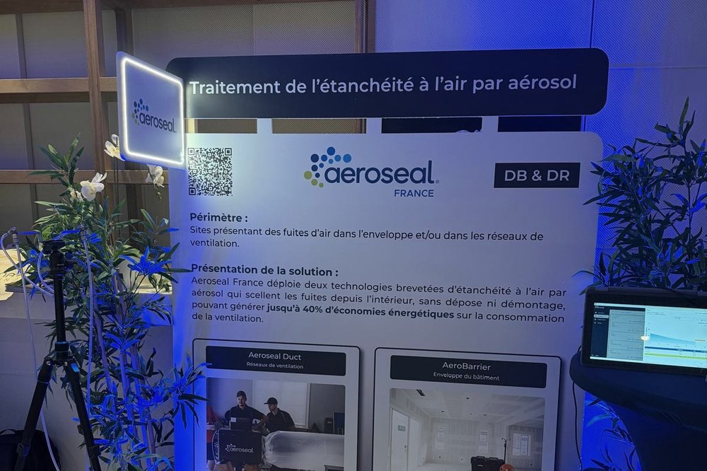 Le panneau Aeroseal France sur le stand du CAN0P Solutions Day