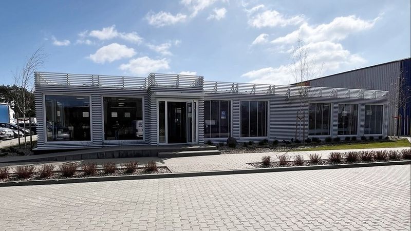 Le bâtiment de bureaux modulaire traité, en Poméranie occidentale
